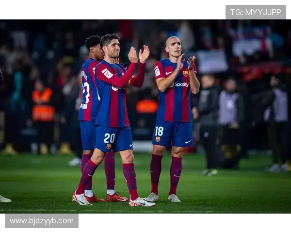 西甲经典对决即将上演，巴萨与皇马的交锋值得关注