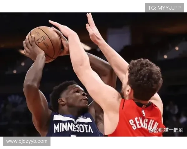 申京挡拆给外线拉空间较上季更提升内线效率